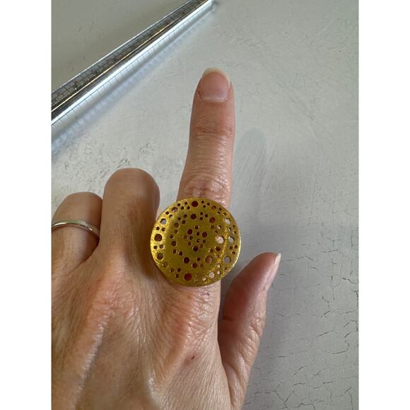 Matte Gold Statement Ring Size 7 Bold Chunky - Picture 1 of 7